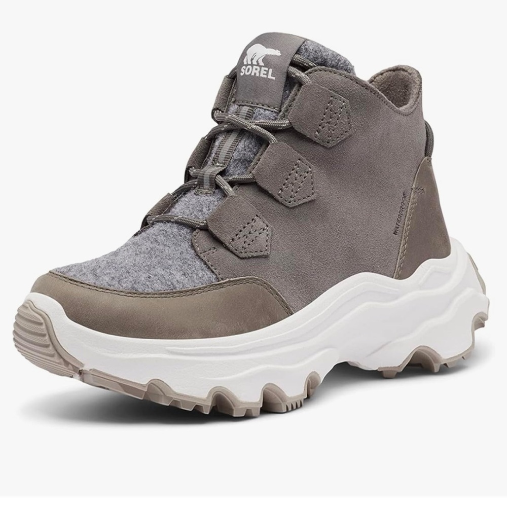 NWT SOREL Kinetic Breakthru Caribou Sneaker Boot